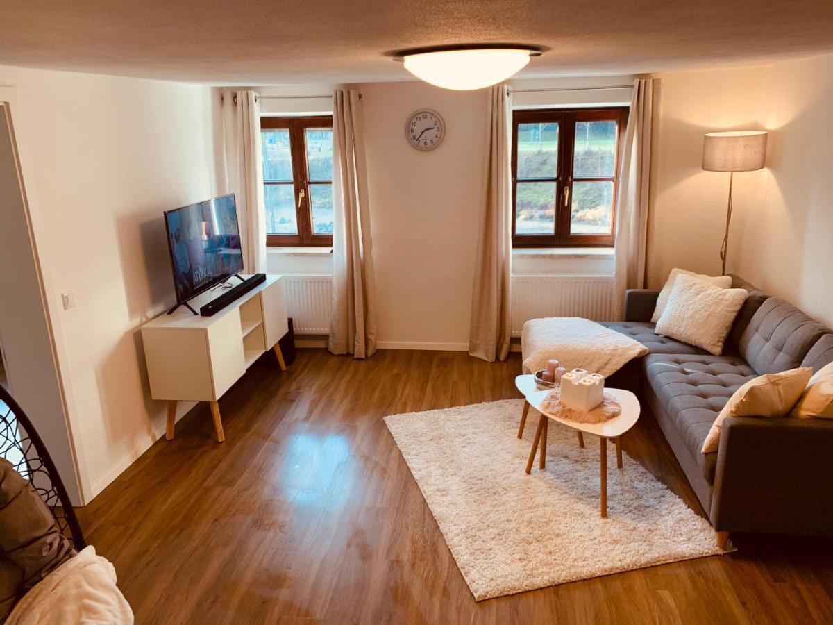 Felix Living 2, Cozy & Modern & Netflix Wohnung Mit Blick Ins Gruene Passau Dış mekan fotoğraf